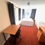 Rent 5 bedroom house in Durham