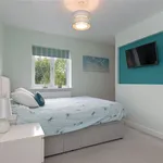 Rent 4 bedroom house in West Midlands