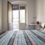 Rent a room of 70 m² in barcelona