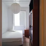 Rent 3 bedroom apartment in Lisbon