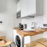 Rent 1 bedroom apartment of 25 m² in Paris