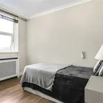 Rent 3 bedroom flat in London