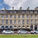 Rent 1 bedroom apartment of 32 m² in Bordeaux