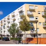 Rent 2 bedroom apartment of 50 m² in Pont Sainte Marie