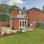 Rent 4 bedroom house in Kent