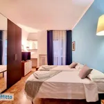 Rent 3 bedroom apartment of 88 m² in Milan