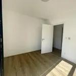 Pronajměte si 3 ložnic/e byt o rozloze 83 m² v Prague