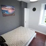 Rent 2 bedroom flat in Scotland