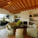 Rent 5 bedroom house of 105 m² in Rome