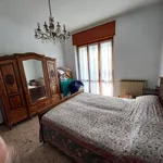 Rent 5 bedroom house of 250 m² in Rocca d'Arazzo