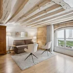 Studio of 431 m² in Paris