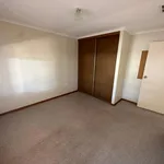 Rent 3 bedroom house in Roxby Downs