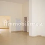 Affitto 3 camera appartamento di 150 m² in Santa Maria Capua Vetere