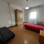 Affitto 4 camera appartamento di 100 m² in Ferrara