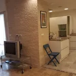 Rent 1 bedroom apartment of 90 m² in Venezia