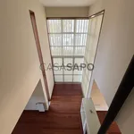 Rent 3 bedroom house of 230 m² in Vila Nova de Gaia