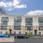 Rent 3 bedroom apartment in Auckland