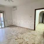 Affitto 3 camera appartamento di 104 m² in Pozzuoli