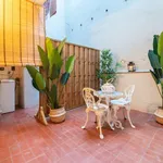 Rent a room of 220 m² in barcelona