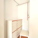 Rent 1 bedroom apartment of 45 m² in Milano