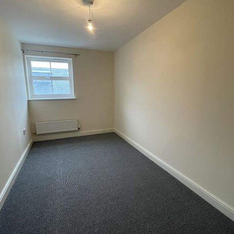 Flat to rent in Stokes Mews, Newent, Gloucestershire GL18 Dymock