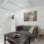 Rent 8 bedroom apartment in Madrid