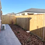 Rent 3 bedroom house in Thornhill Park