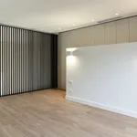 Huur 2 slaapkamer appartement van 216 m² in Amsterdam