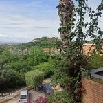 Rent 5 bedroom house of 320 m² in Caserta