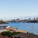 Rent 1 bedroom apartment in Mcmahons Point