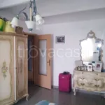 Rent 4 bedroom house of 180 m² in Monteu Roero