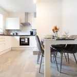 Rent 5 bedroom apartment of 74 m² in Luton