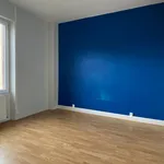 Appartement de 73 m² avec 3 chambre(s) en location à Civray