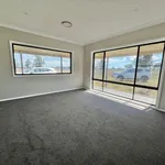 Rent 1 bedroom apartment in Parkes