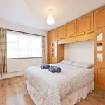 Rent 5 bedroom apartment of 100 m² in Blanchardstown