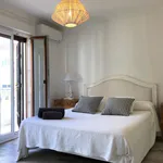 Alquilo 2 dormitorio casa de 100 m² en Elviria