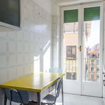 Rent a room in Roma