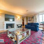 Rent 6 bedroom apartment of 300 m² in Florence