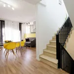 Rent 3 bedroom apartment of 1991 m² in Barcelona