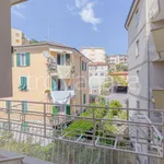 Affitto 4 camera appartamento di 95 m² in Finale Ligure