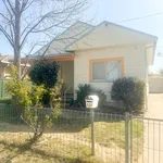 Rent 3 bedroom house in Queanbeyan