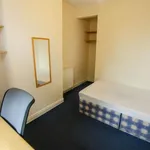 Rent 6 bedroom flat in Birmingham