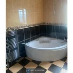 Rent 3 bedroom house in West Midlands