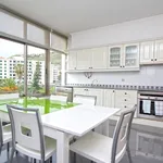 Rent 3 bedroom apartment of 200 m² in Funchal