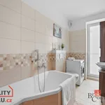 Pronajměte si 2 ložnic/e byt o rozloze 57 m² v Hradec Králové