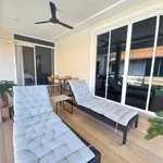 Rent 5 bedroom house of 560 m² in Bang Lamung