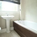 Rent 2 bedroom flat in West Midlands