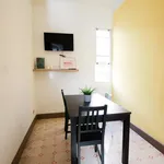 Rent 9 bedroom apartment in Barcelona