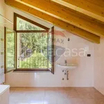 Casa Indipendente in affitto a Montevecchia , giardino, caminetto, libero subito - TrovaCasa