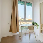 Rent 5 bedroom apartment in Valencia